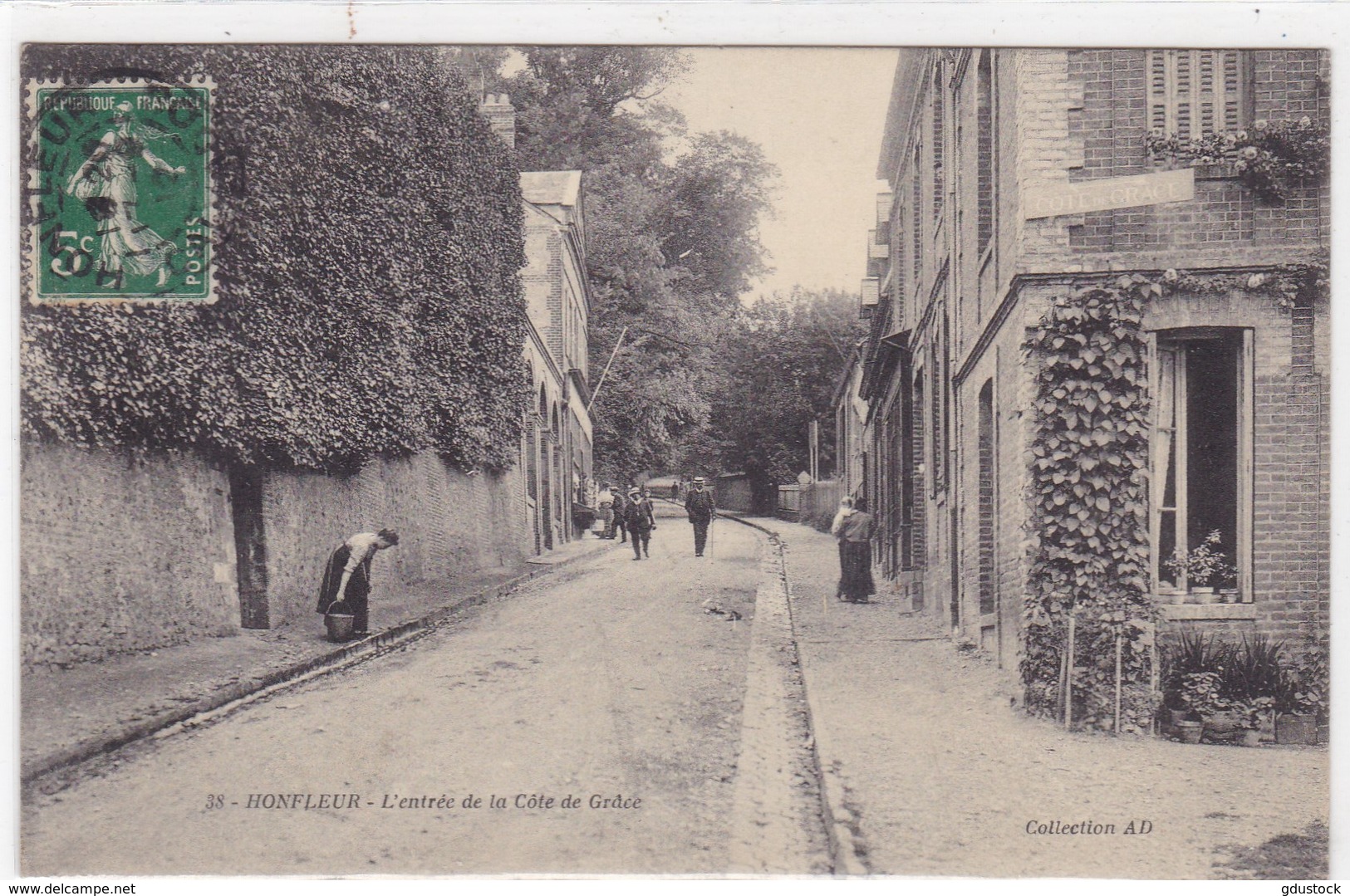 Calvados - Honfleur - L'entrée De La Côte De Grâce - Honfleur
