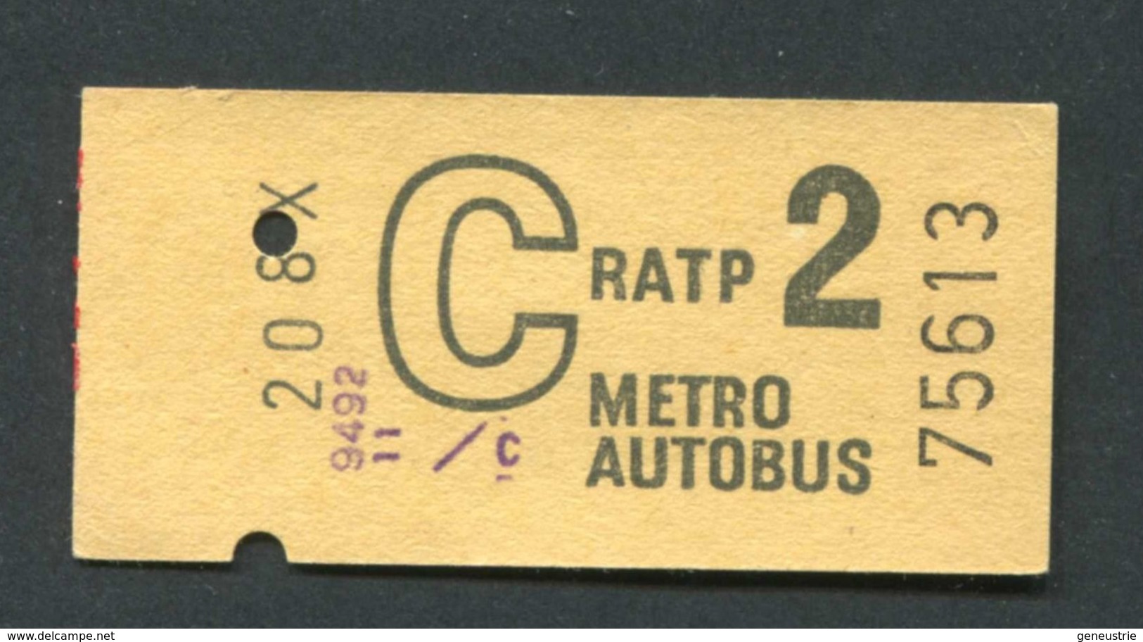 Très Beau Ticket De Métro - Autobus Début Années 70 "Métropolitain - Paris" Chemin De Fer - Europa