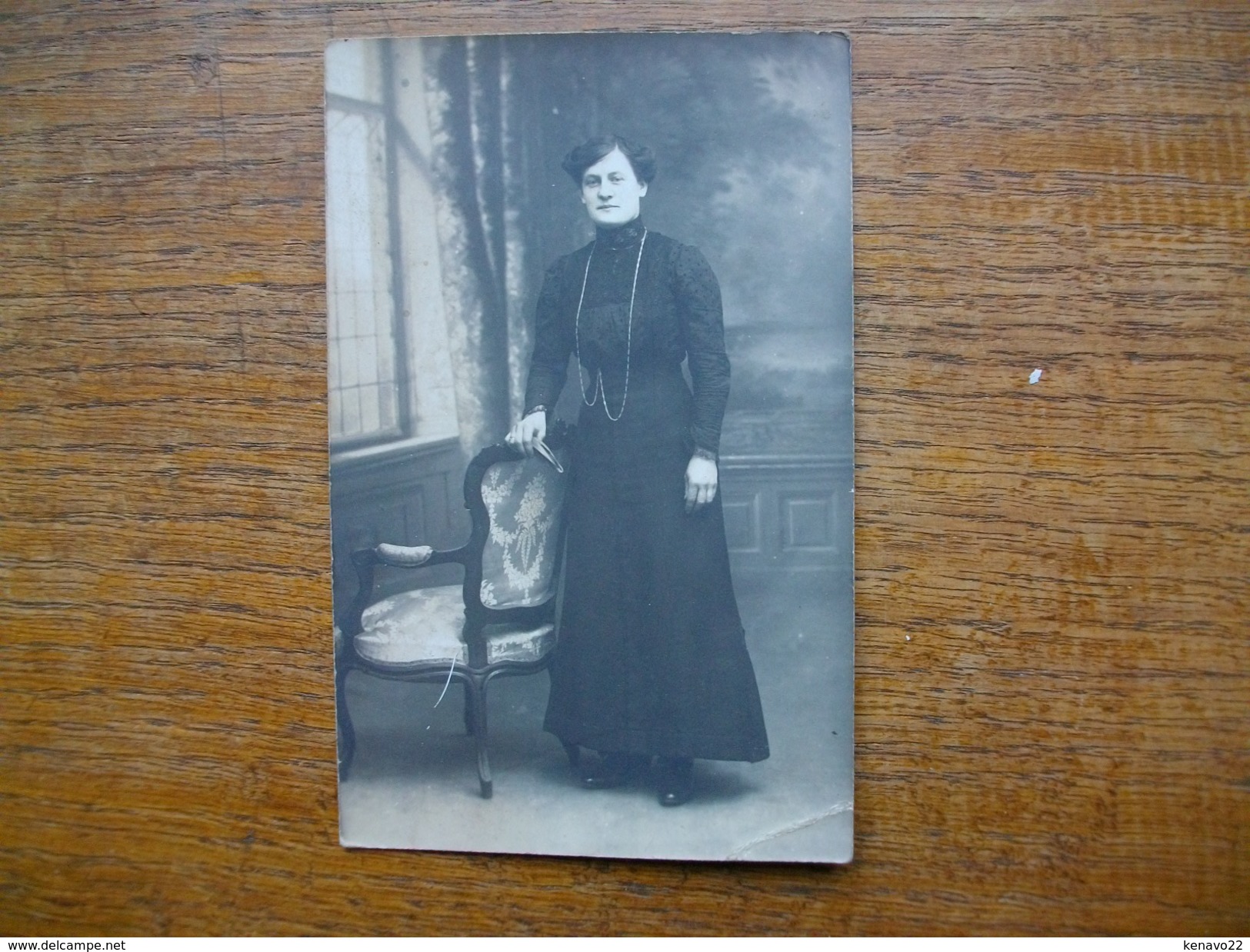 Ancienne Carte Photo , Silhouette D'une Femme - Silhouettes