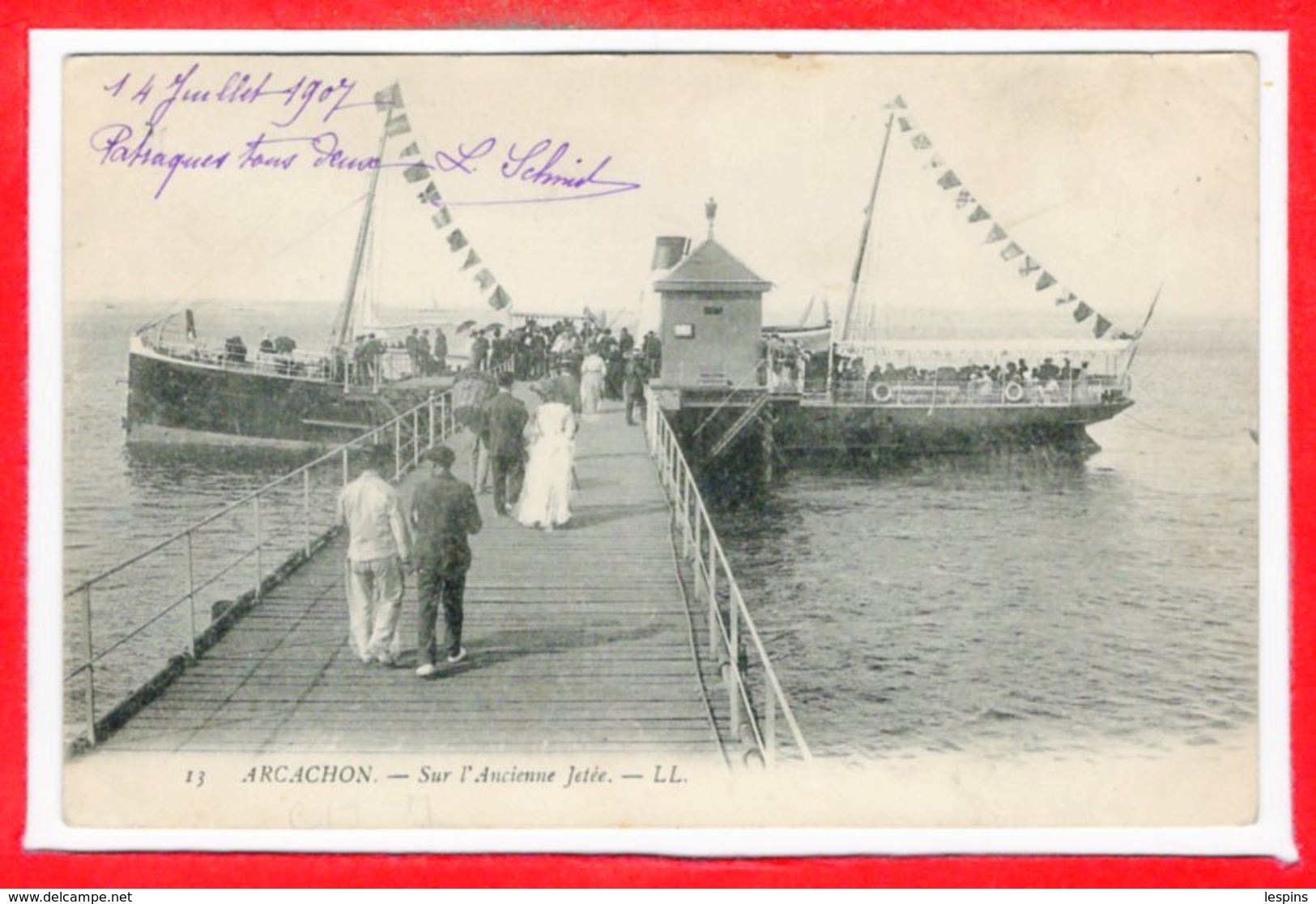 33 - ARCACHON --  Sur L'Ancienne Jetée - Arcachon