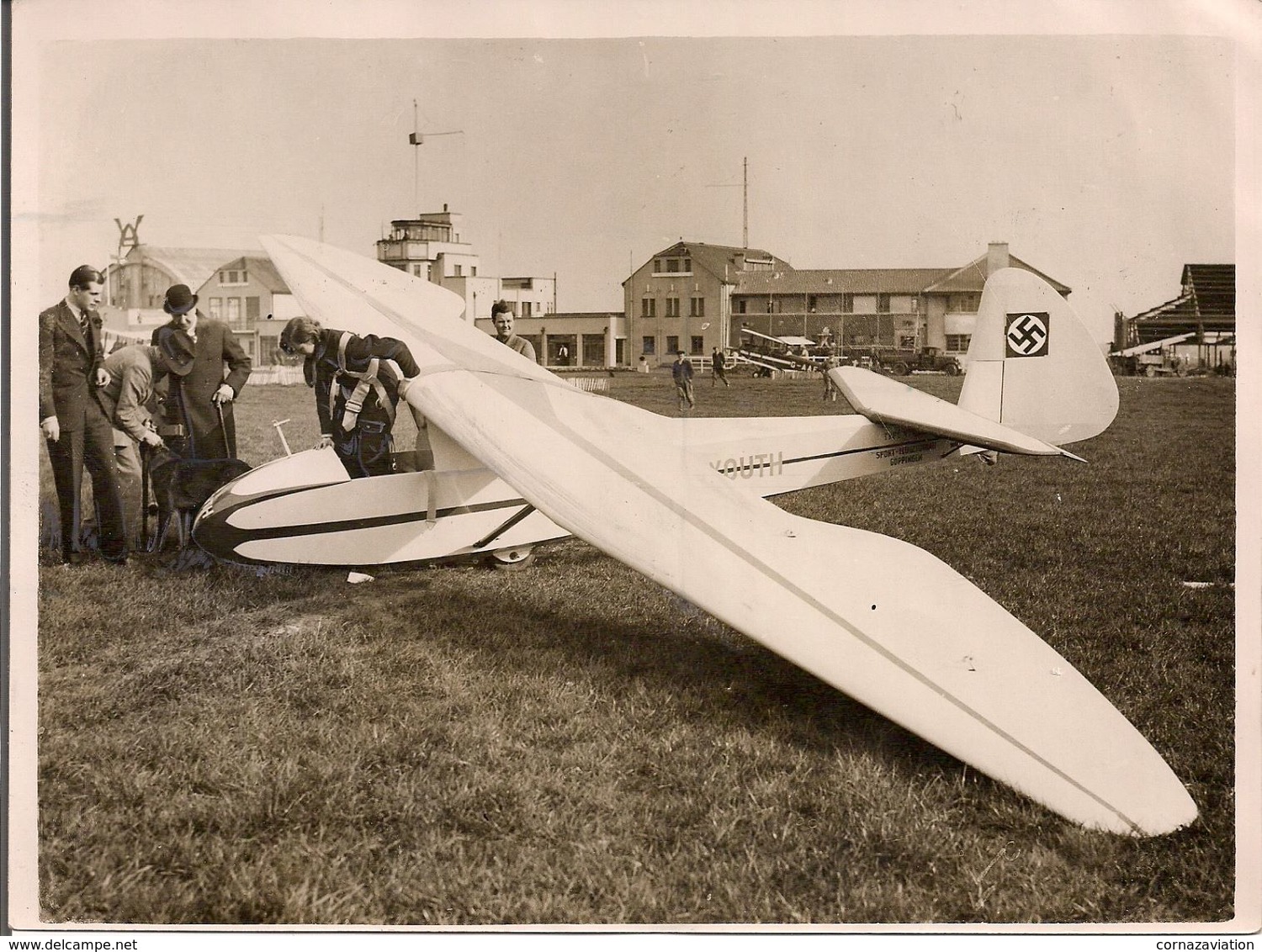 Aviation - Miss Joan Meakin à Lympne (GB) Avec Le Göppingen Gö 1 - 1935 - Beau Document - Aviation