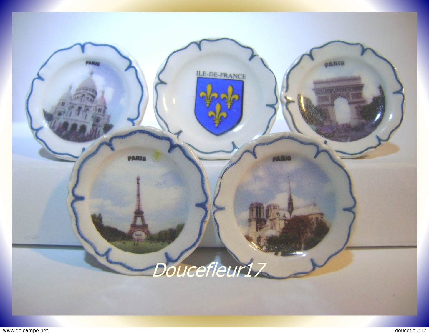 Assiettes De Paris ... Série Complète De Limoges .. Ref AFF :37-1999 .. ( Limoges 2) - Région