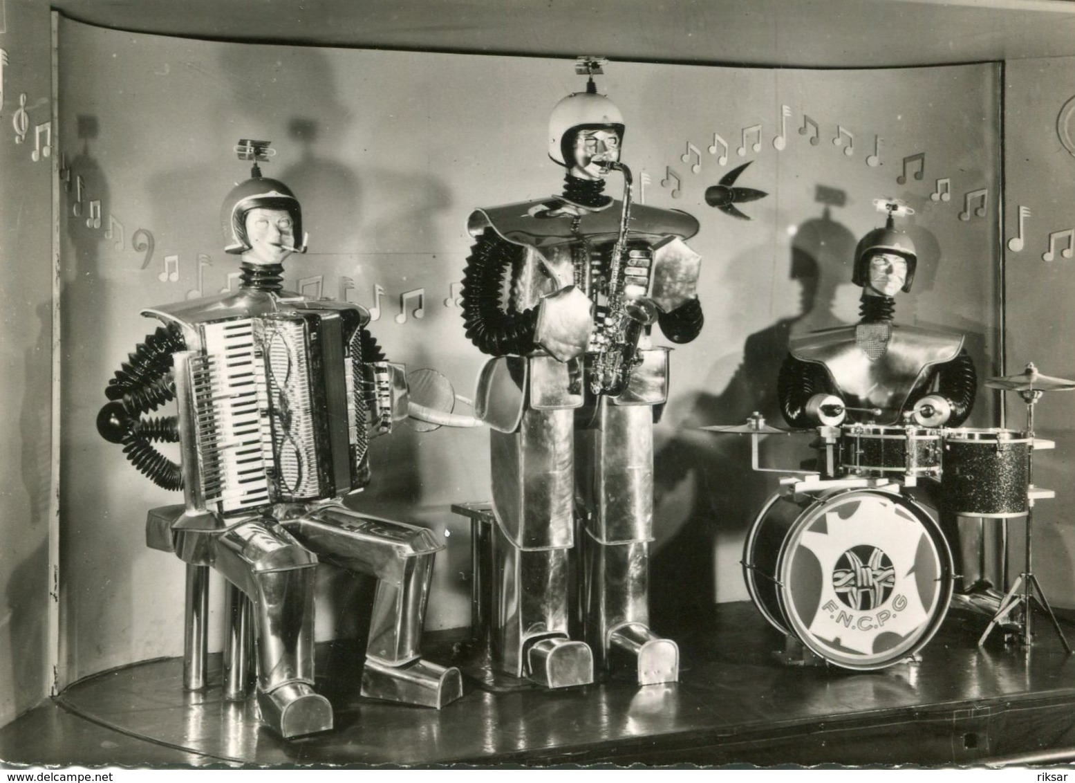 MUSICIEN(ROBOTS MUSIQUE) - Musique Et Musiciens