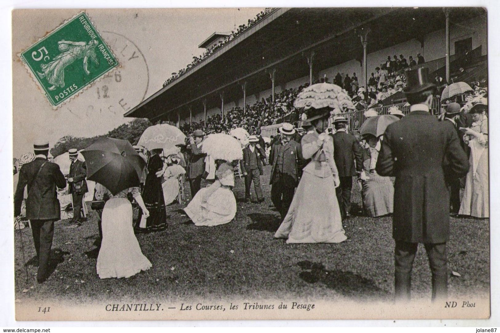 CPA    60     CHANTILLY    1912     LES COURSES     LES TRIBUNES DU PESAGE     ANIMEE - Chantilly