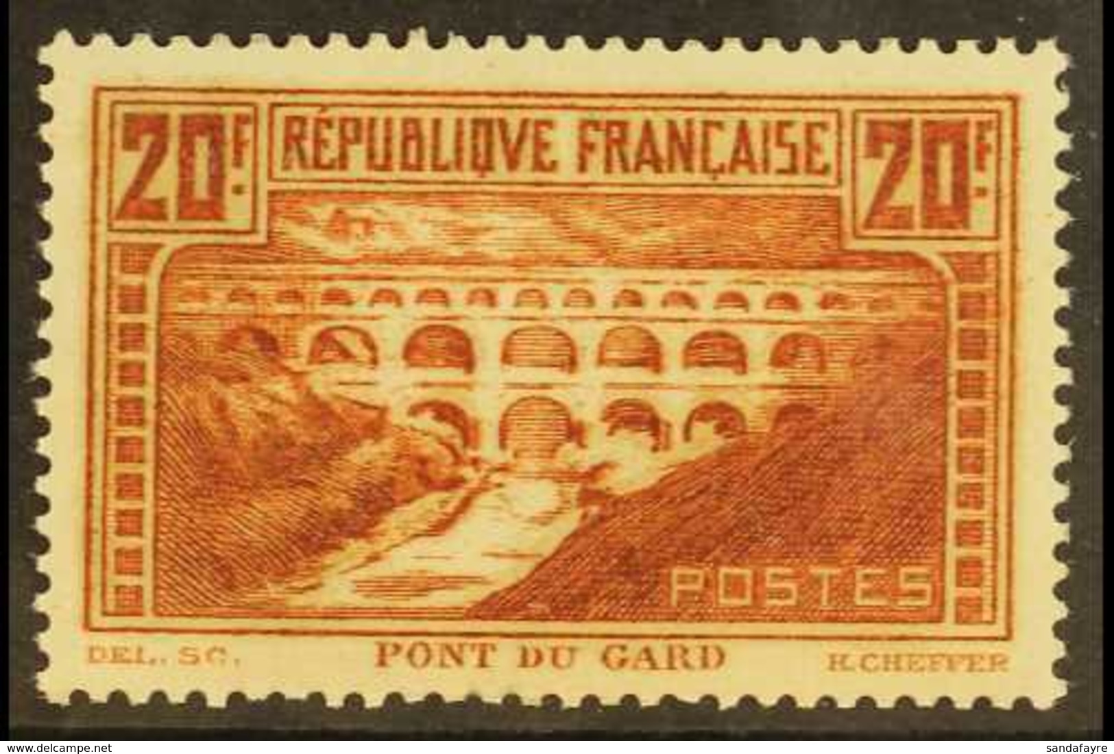 1929 - 31 20f Red Brown "Pont Du Gard", Type IIA, Yv 262, Very Fine NHM. For More Images, Please Visit Http://www.sandaf - Otros & Sin Clasificación