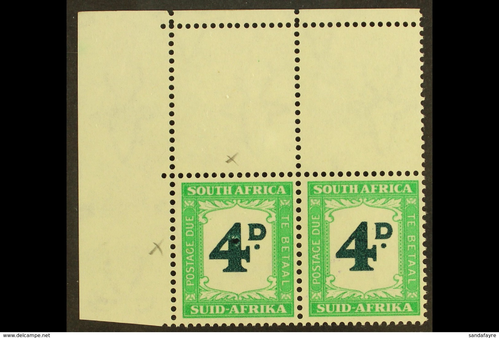 POSTAGE DUES 1950-8 4d Deep Myrtle-green & Emerald, CRUDE RETOUCH VARIETY In Corner Marginal Pair With Normal, SG D42a,  - Ohne Zuordnung