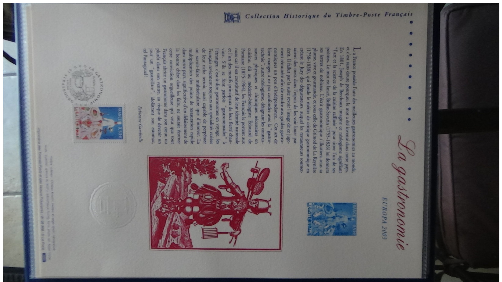 Album de 70 documents philatéliques de France ( timbres et blocs). 3 albums achetés = port 19.20 OFFERT !!!