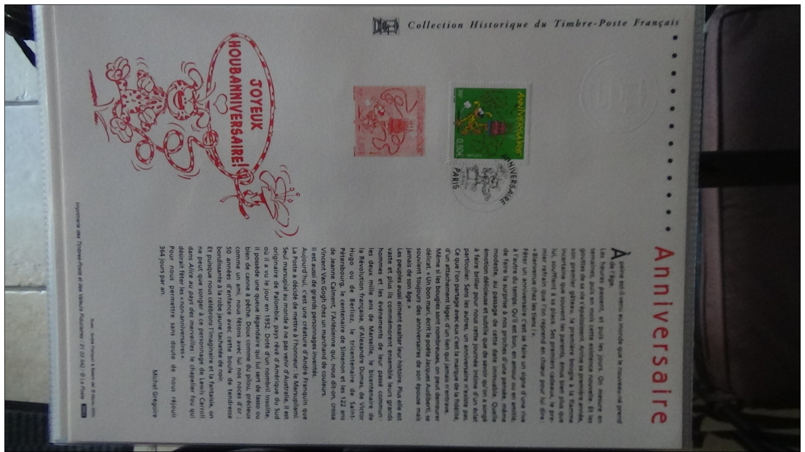 Album de 81 documents philatéliques de France ( timbres et blocs). 3 albums achetés = port 19.20 OFFERT !!!