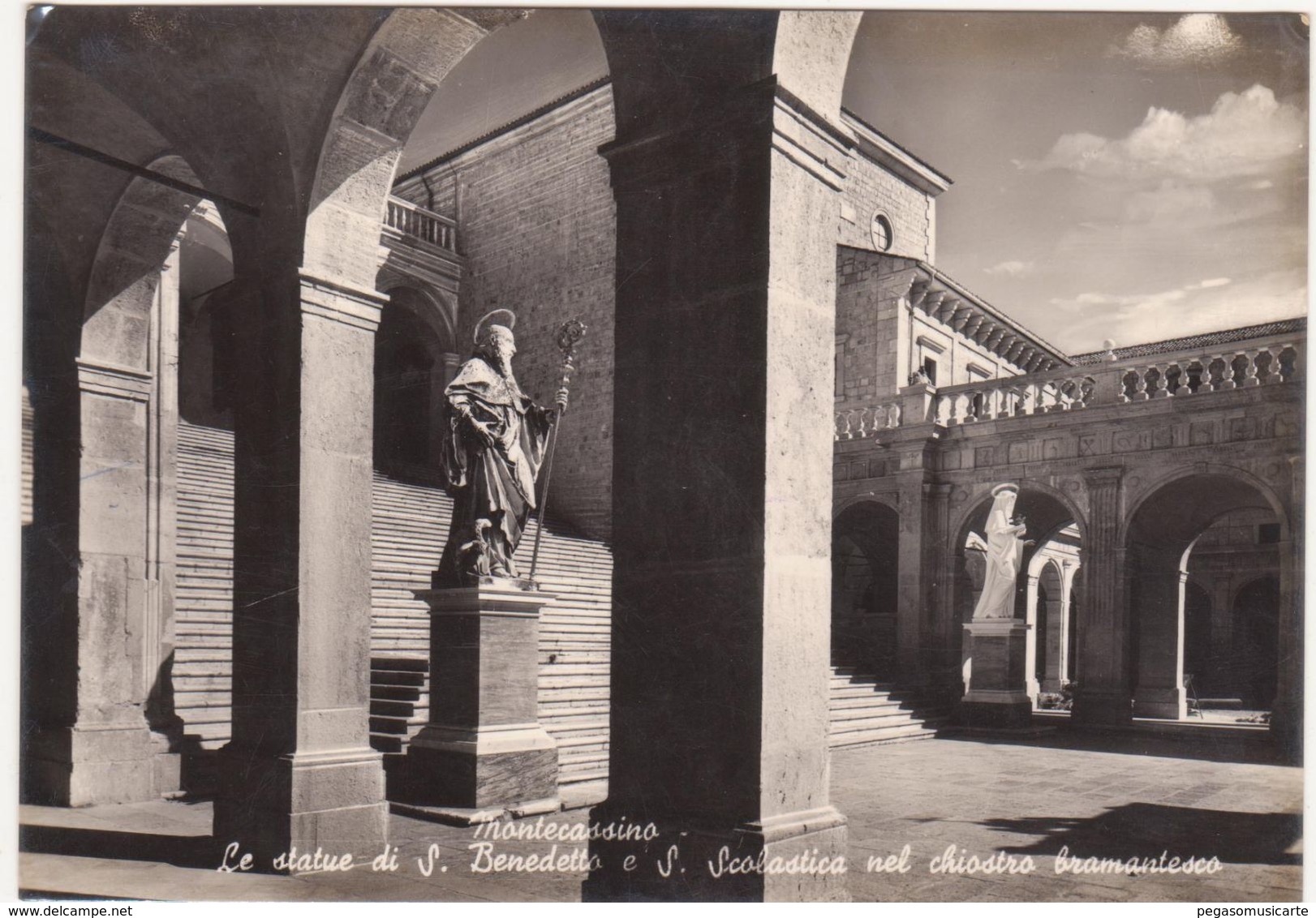 M197 MONTECASSINO FROSINONE STATUE S BENEDETTO E S SEBASTIANO NEL CHIOSTRO BRAMANTESCO 1957 - Frosinone