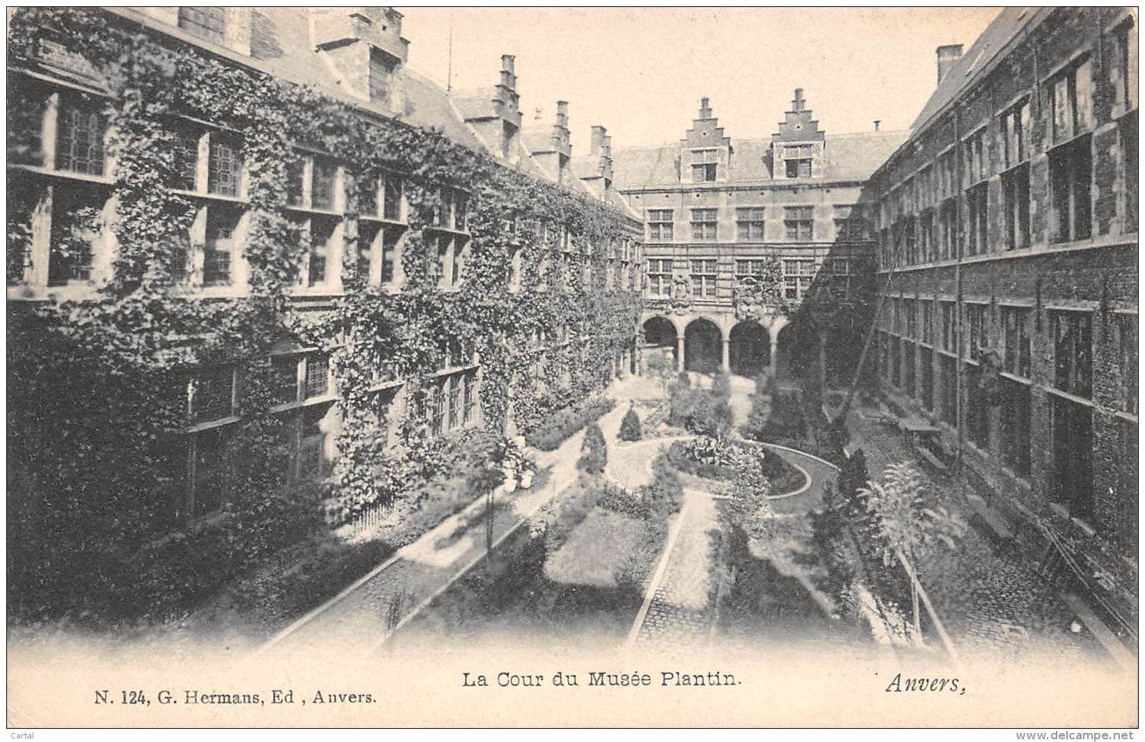 ANVERS - La Cour Du Musée Plantin - Antwerpen