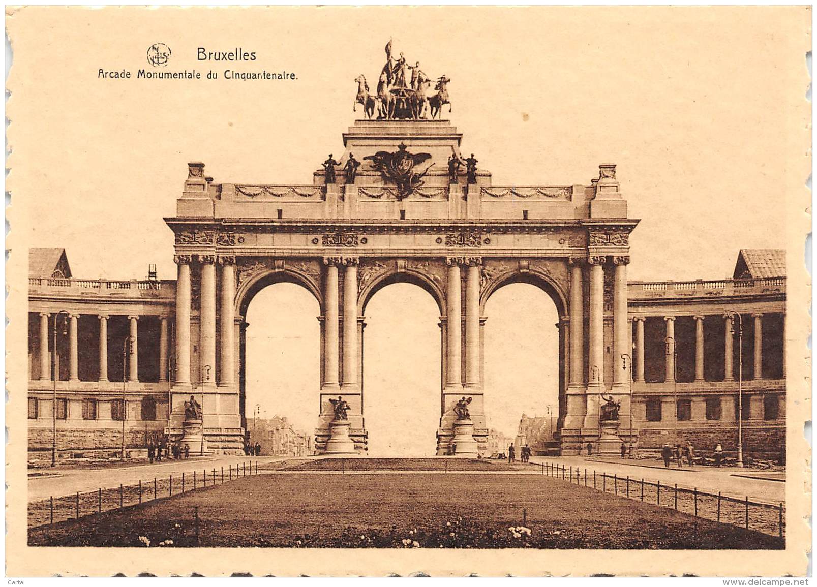 CPM - BRUXELLES - Arcade Monumentale Du Cinquantenaire - Monumenten, Gebouwen