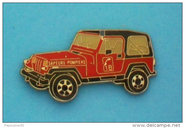 1 PIN'S  //   ** JEEP WRANGLER ** 18 ** SAPEURS POMPIERS ** - Pompiers