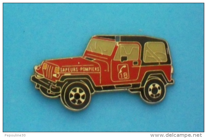 1 PIN'S  //   ** JEEP WRANGLER ** 18 ** SAPEURS POMPIERS ** - Pompieri