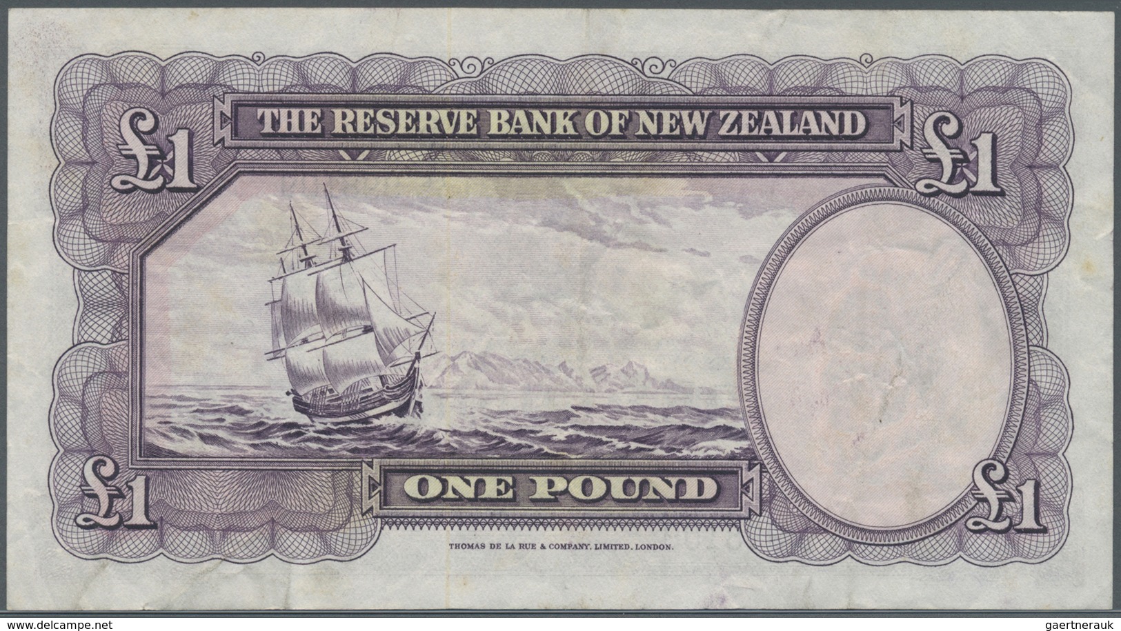 New Zealand / Neuseeland: 1 Pound ND P. 159d, Vertical Folds And Creases In Paper, No Holes Or Tears - New Zealand
