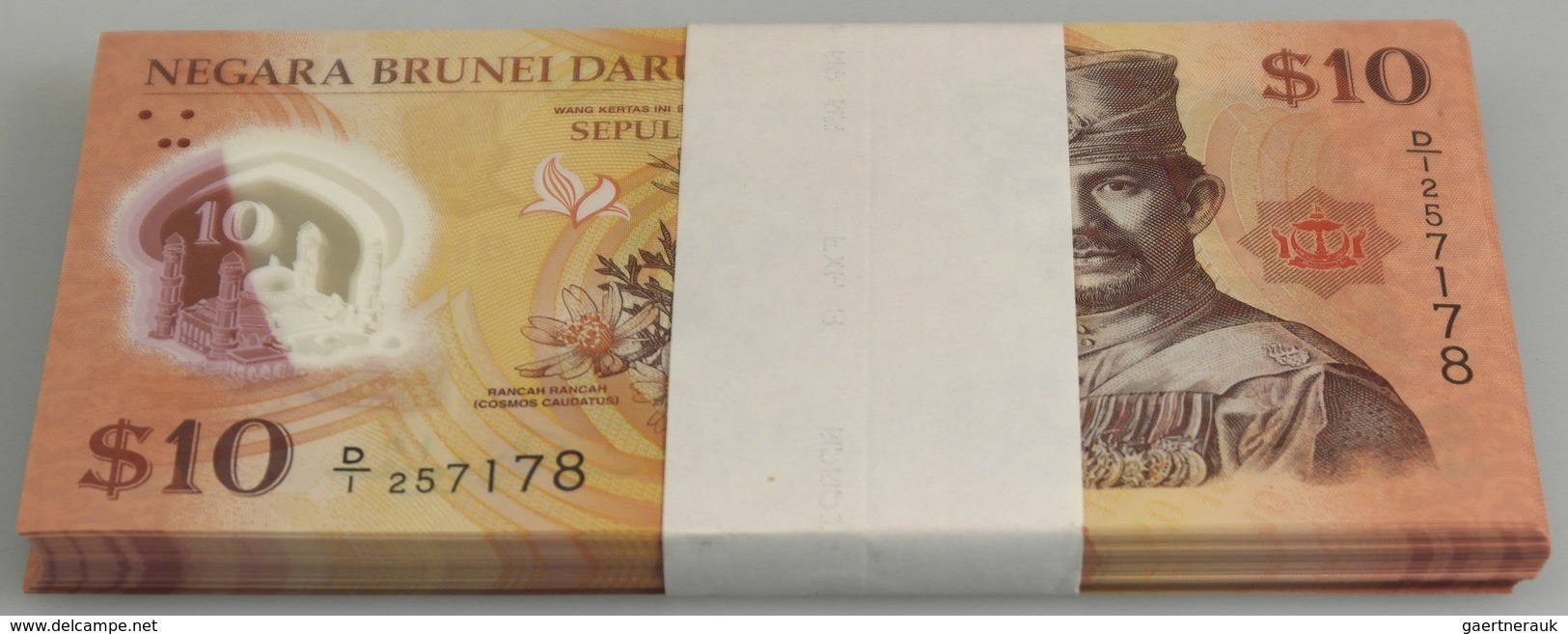 Brunei: Bundle With 100 Pcs. 10 Ringgit 2011 1st Prefix D/1, P.37 In UNC Condition (100 Pcs.) - Brunei