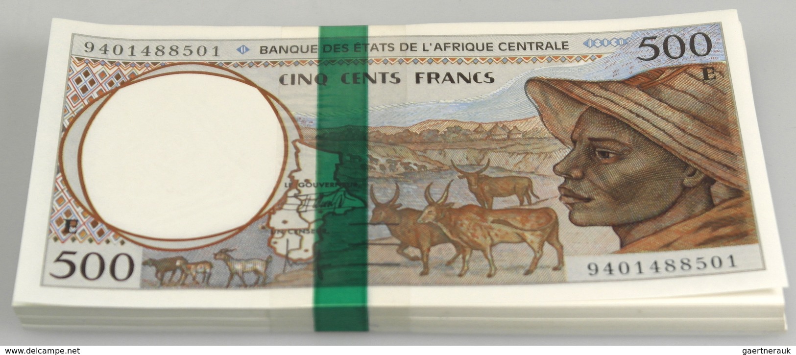 Cameroon / Kamerun: Bundle With 100 Pcs. 500 Francs (19)94, P.201Eb With Running Serial Numbers In U - Cameroun