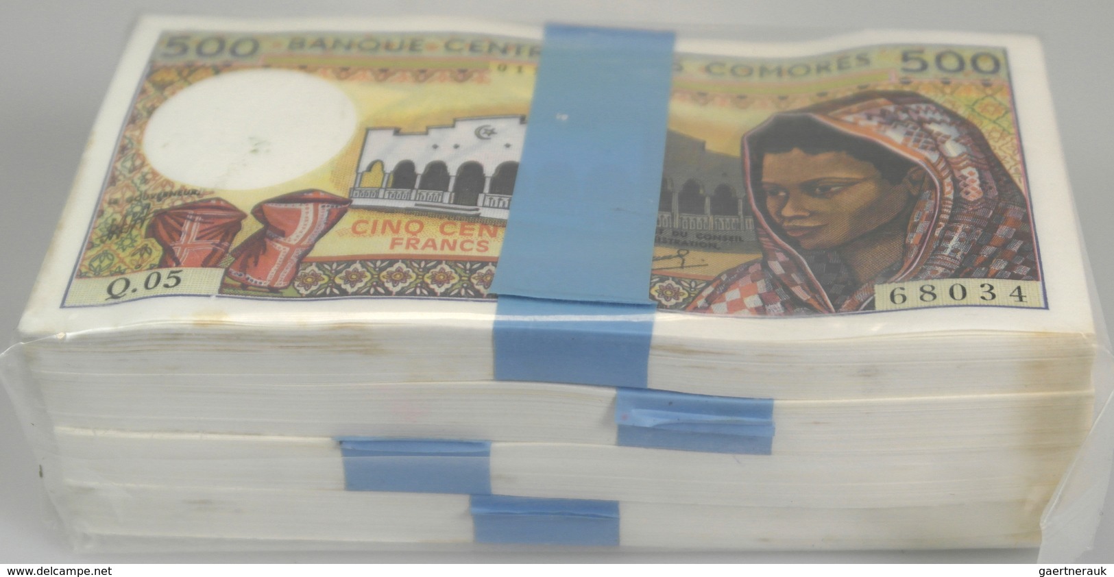 Comoros / Komoren: Rare Offer Of 4 Complete Original Bundles Of 100pcs Each Of 500 Francs ND P. 10, - Comores