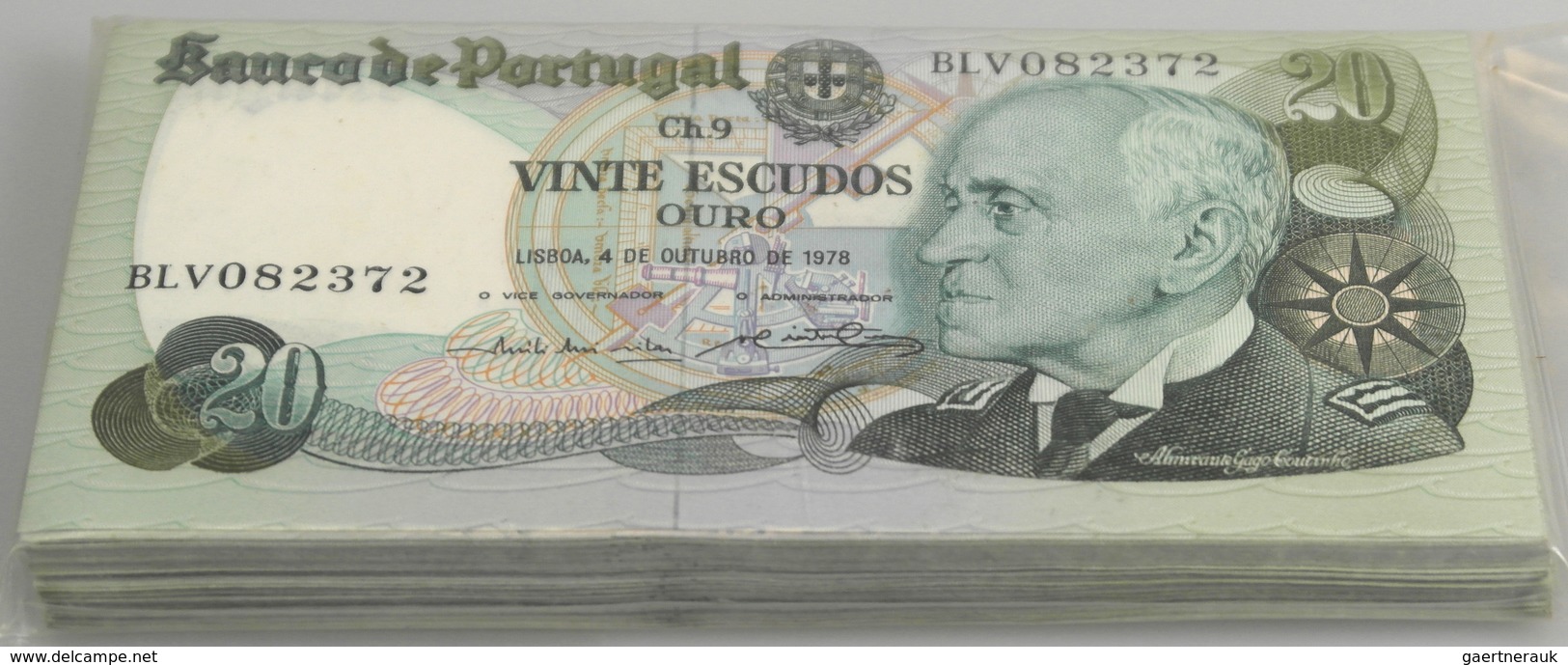 Portugal: Bundle With 100 Pcs. 20 Escudos 1978, P.176  In UNC Condition (100 Pcs.) - Portogallo