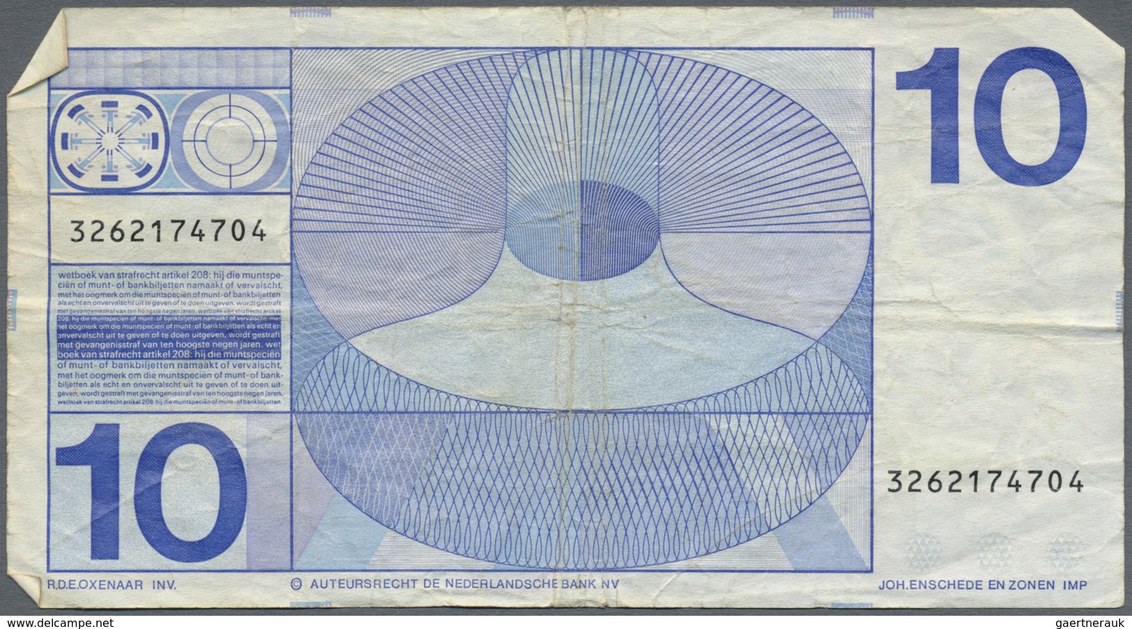 Alle Welt: small box with 160 Banknotes from all over the world, most of them with handling traces f