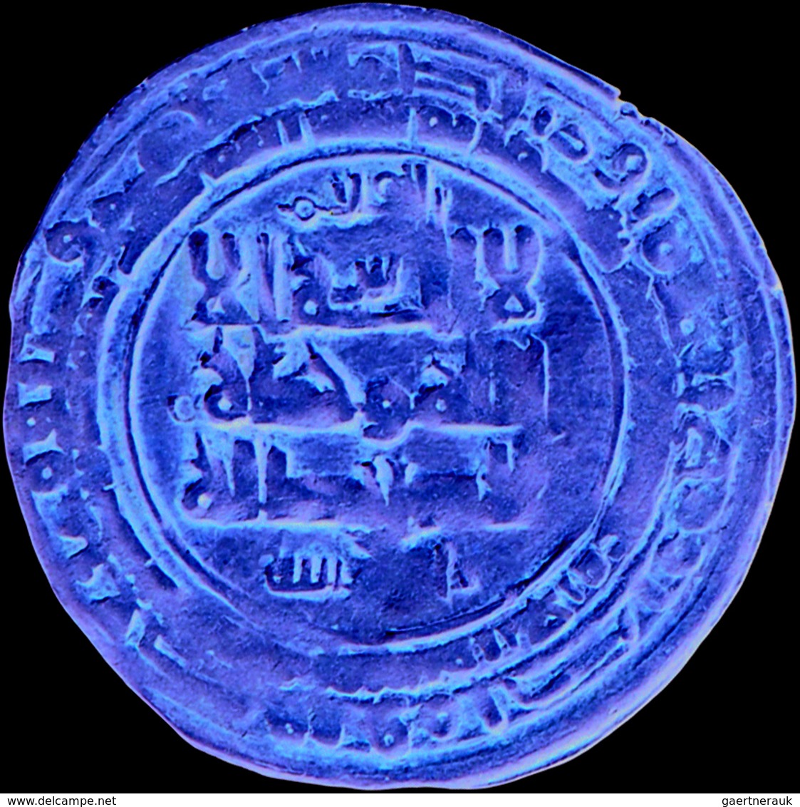 Islamische Münzen: Lot 8 Goldmünzen; Davon 7 X Islam Und 1 X Byzanz, Alle Unbestimmt, Schön-sehr Sch - Islamiche