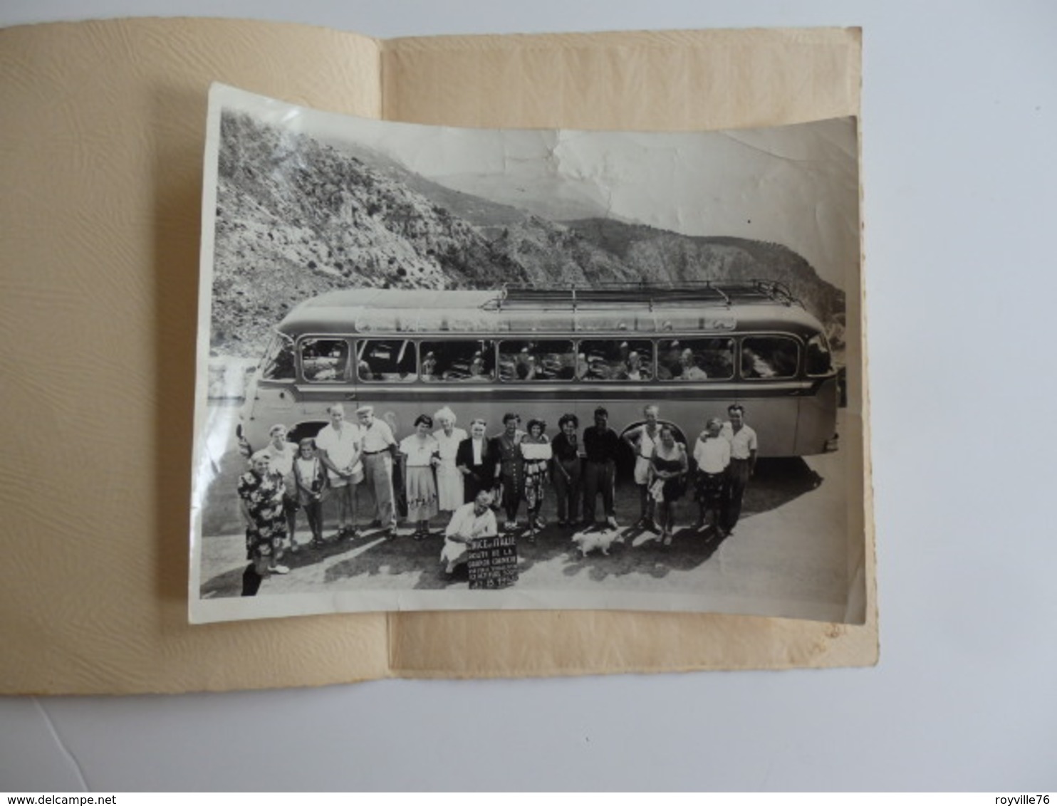 Photo 24cm/18cm D'un Groupe De Personnes En Autocar Sur La Route De La Grande Corniche De Nice En Italie. - Autres & Non Classés