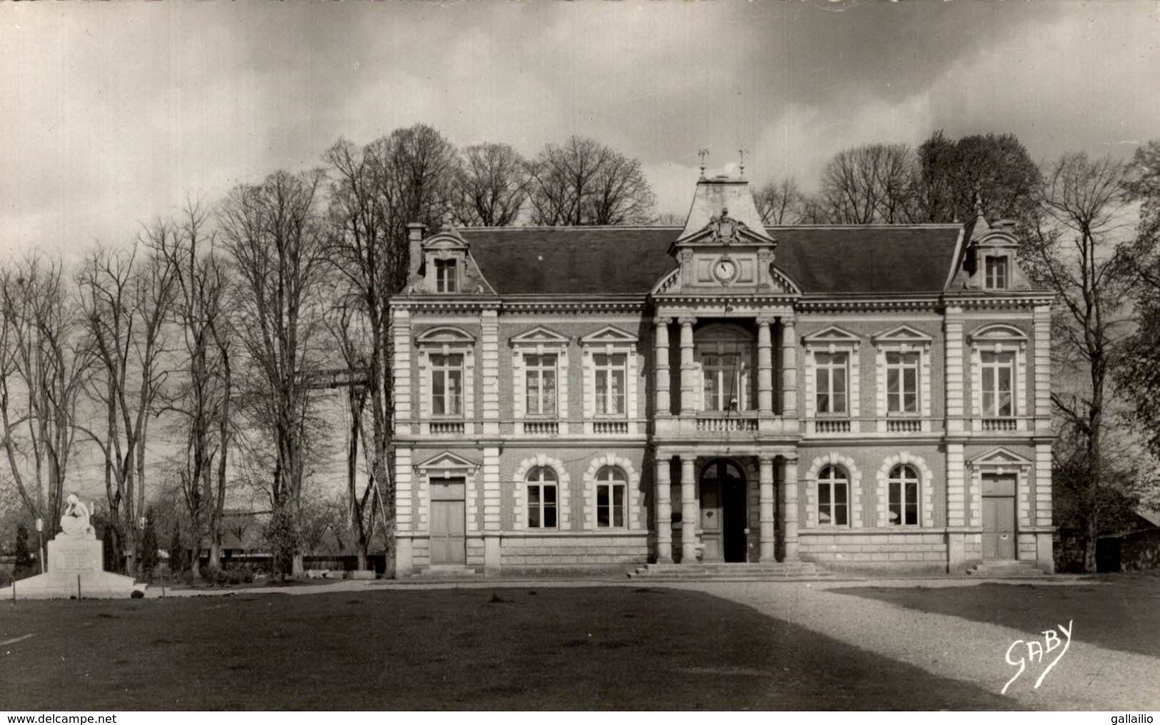 BOURGTHEROUDE HOTEL DE VILLE - Bourgtheroulde