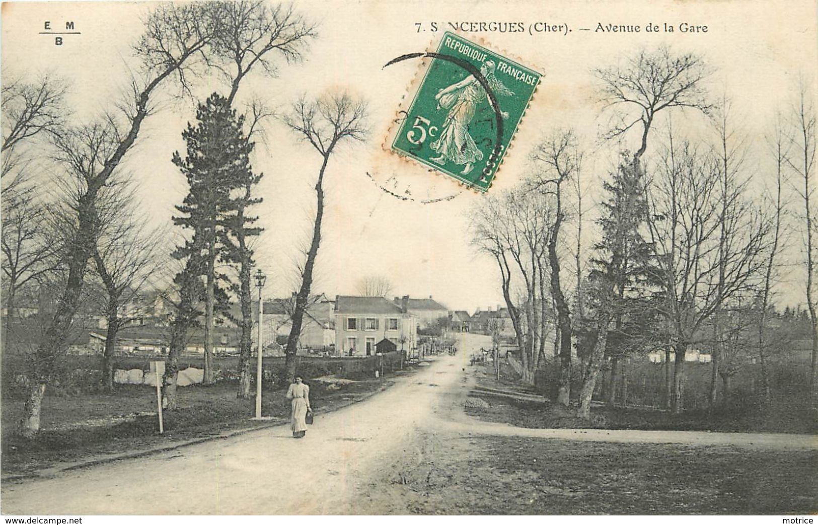 SANCERGUES - Avenue De La Gare. - Sancergues