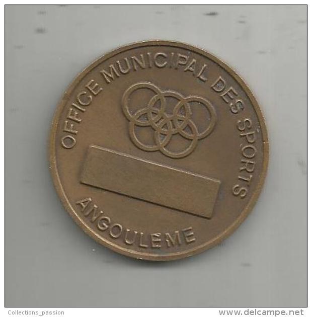 G-I-E , Médaille , OFFICE MUNICIPALE DES SPORTS , ANGOULEME , 2 Scans , 26g , Diam. : 4 , Frais Fr : 2.70€ - Profesionales / De Sociedad