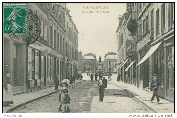 08 CHARLEVILLE /Rue Du Petit Bois / - Charleville