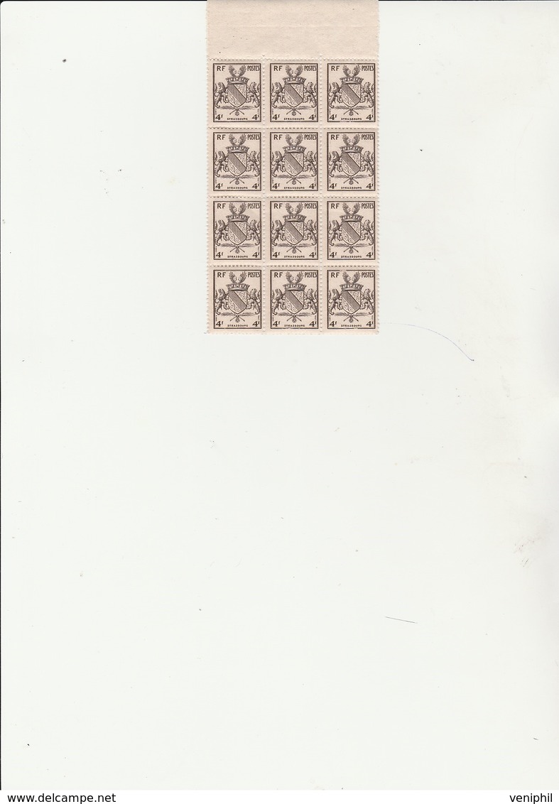 TIMBRES N° 735 ARMOIRIES STRASBOURG BLOC DE 12 NEUF  XX -ANNEE 1945 - 1941-66 Armoiries Et Blasons