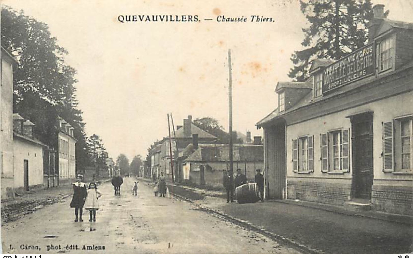 C-18-294 : QUEVAUVILLERS. CHAUSSEE THIERS. VINS MORVILLE DELEPINE - Autres & Non Classés