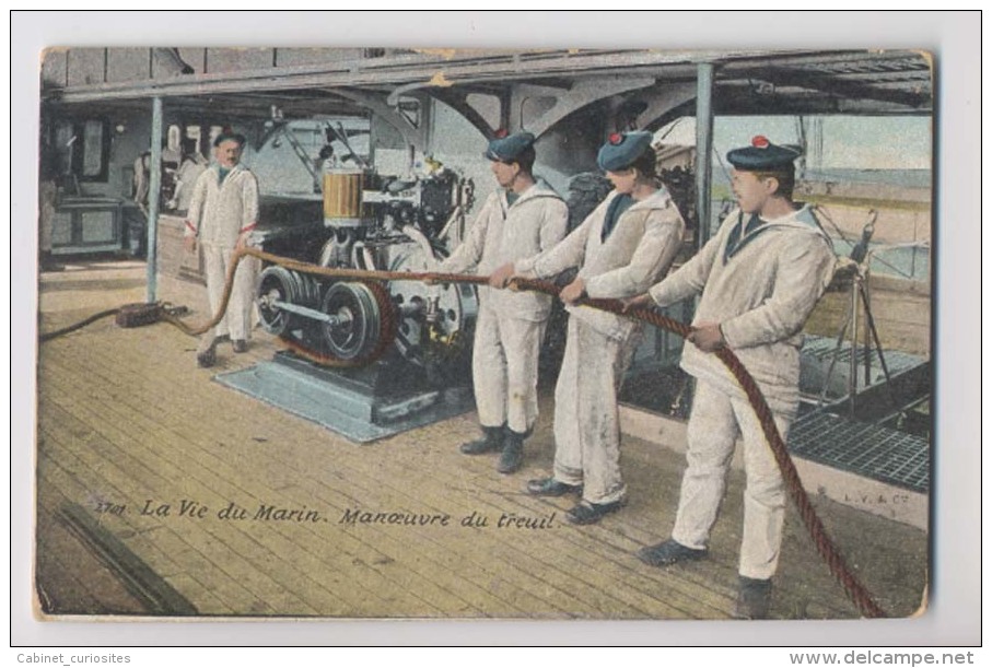 MARINE - Bateau De Guerre - 1915 - La Vie Du Marin - Manoeuvre Du Treuil  - MARINS -  Colorisée Aqua Photo - Animée - Guerre 1914-18