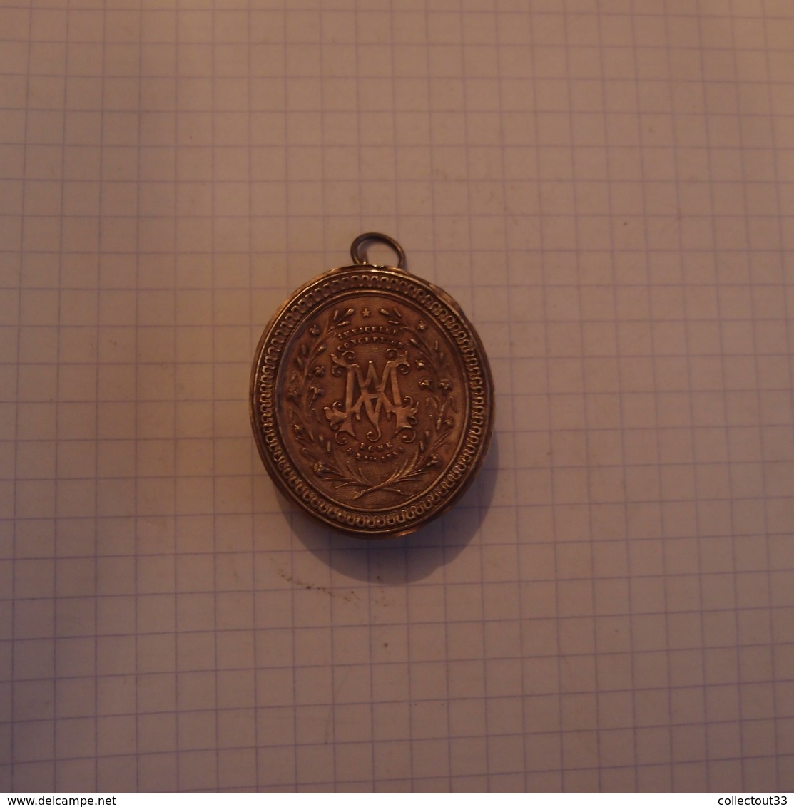 Reliquaire Pendentif Argent Saint Vincent De Paul Daté 1854 - Religion & Esotérisme