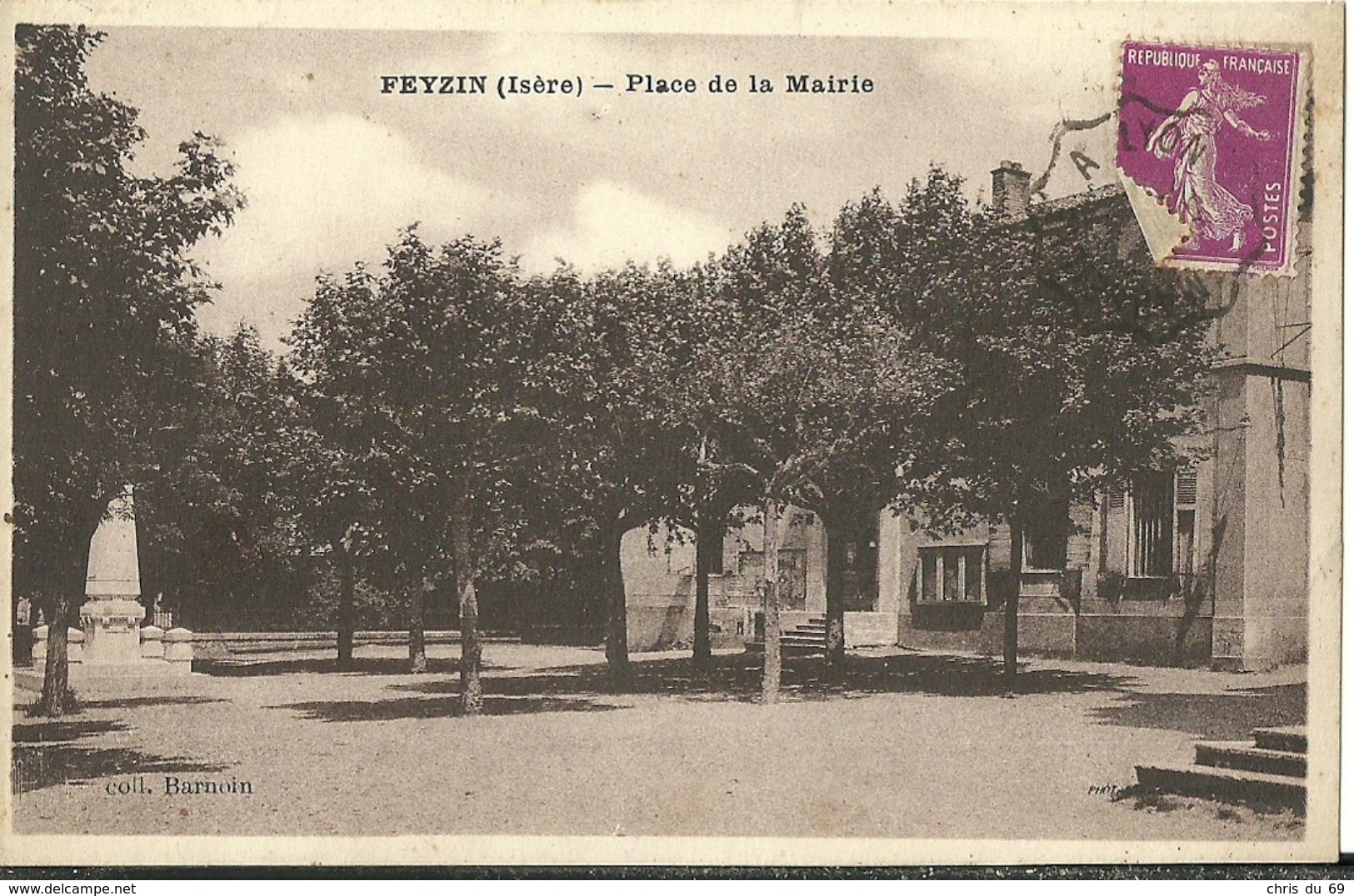 Feyzin Place De La Mairie - Feyzin