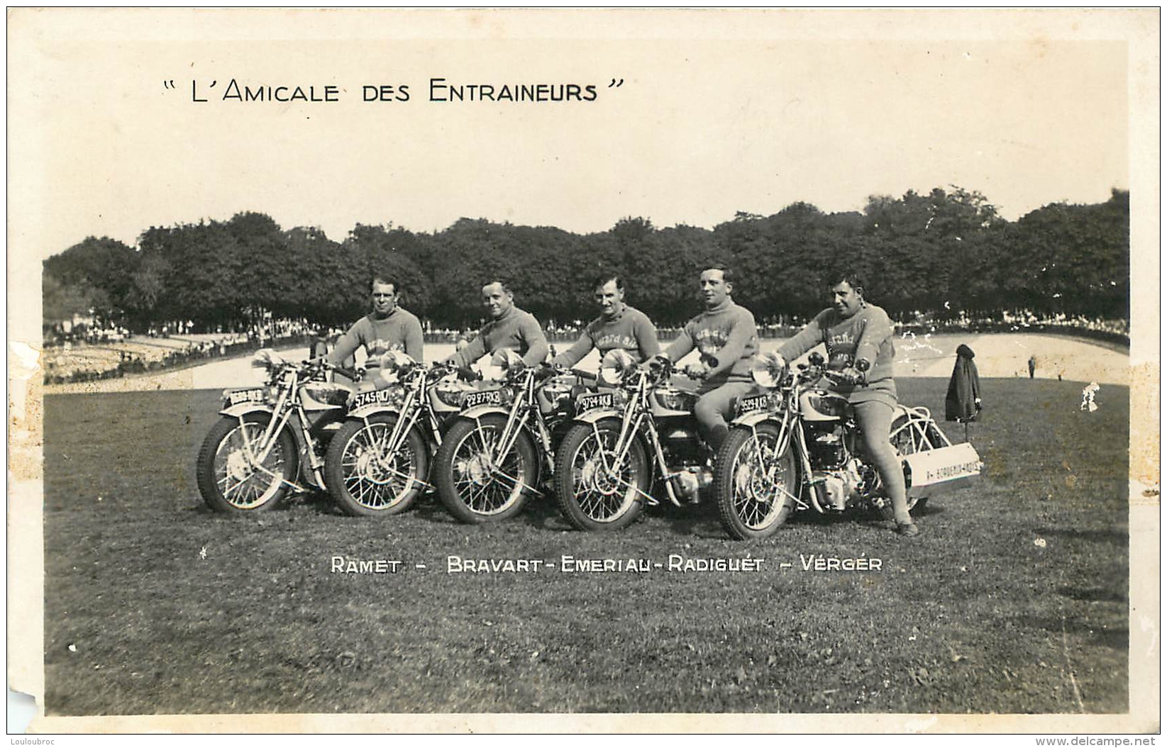 L'AMICALE DES ENTRAINEURS MOTOCYCLETTES  RAMET - BRAVART - EMERIAU - RADIGUET - VERGER PLAQUE BORDEAUX PARIS - Motos