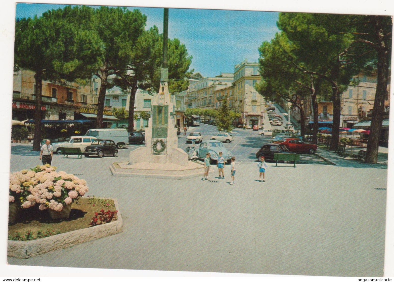 M321 GENZANO ROMA PIAZZA TOMMASO FRASCONI ANIMATA 1970 CIRCA - Altri & Non Classificati