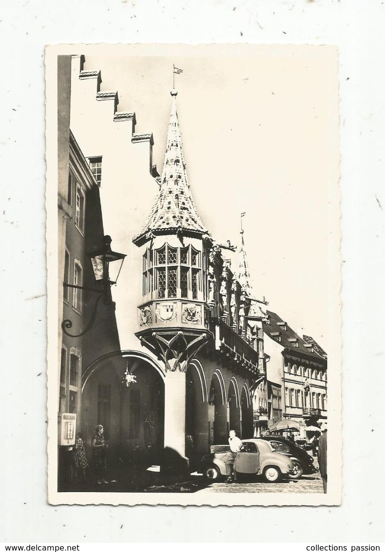 Cp , Automobiles , Allemagne , Friburg ,vieille Maison Et L'évêché, Place De La Cathédrale , écrite 1956 - Toerisme