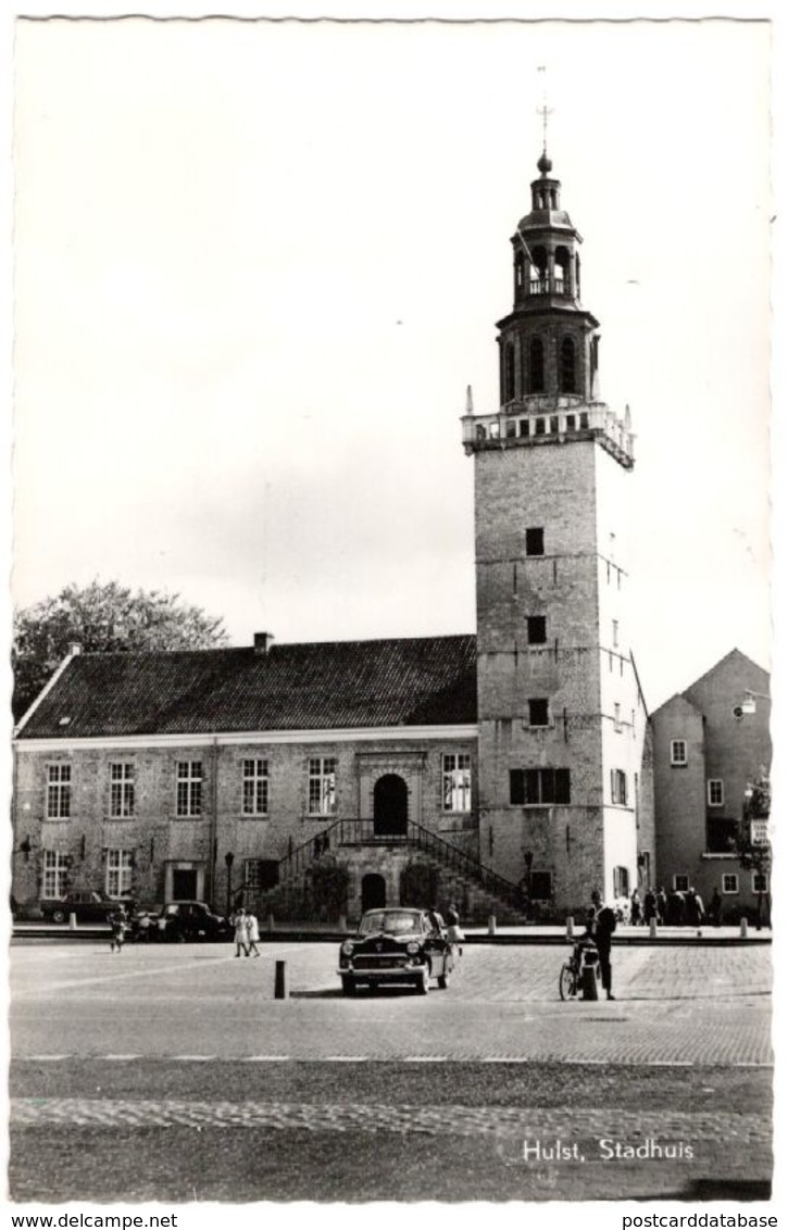 Hulst - Stadhuis - & Old Cars - Hulst