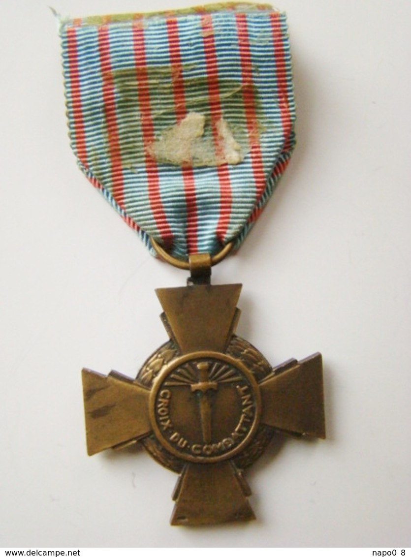 Croix Du Combattant (29 Juin 1930 ) Modèle 1914- 1918 - Francia