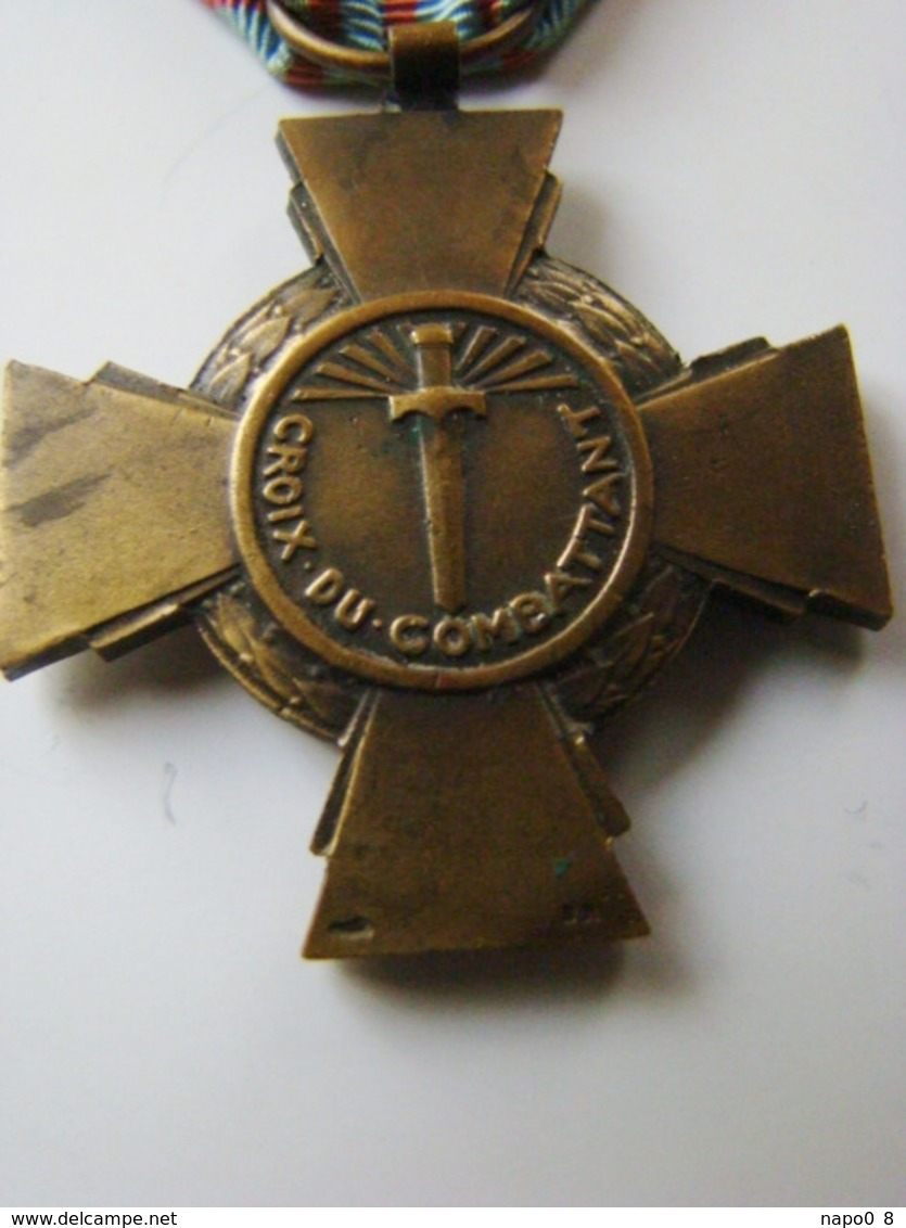 Croix Du Combattant (29 Juin 1930 ) Modèle 1914- 1918 - Francia