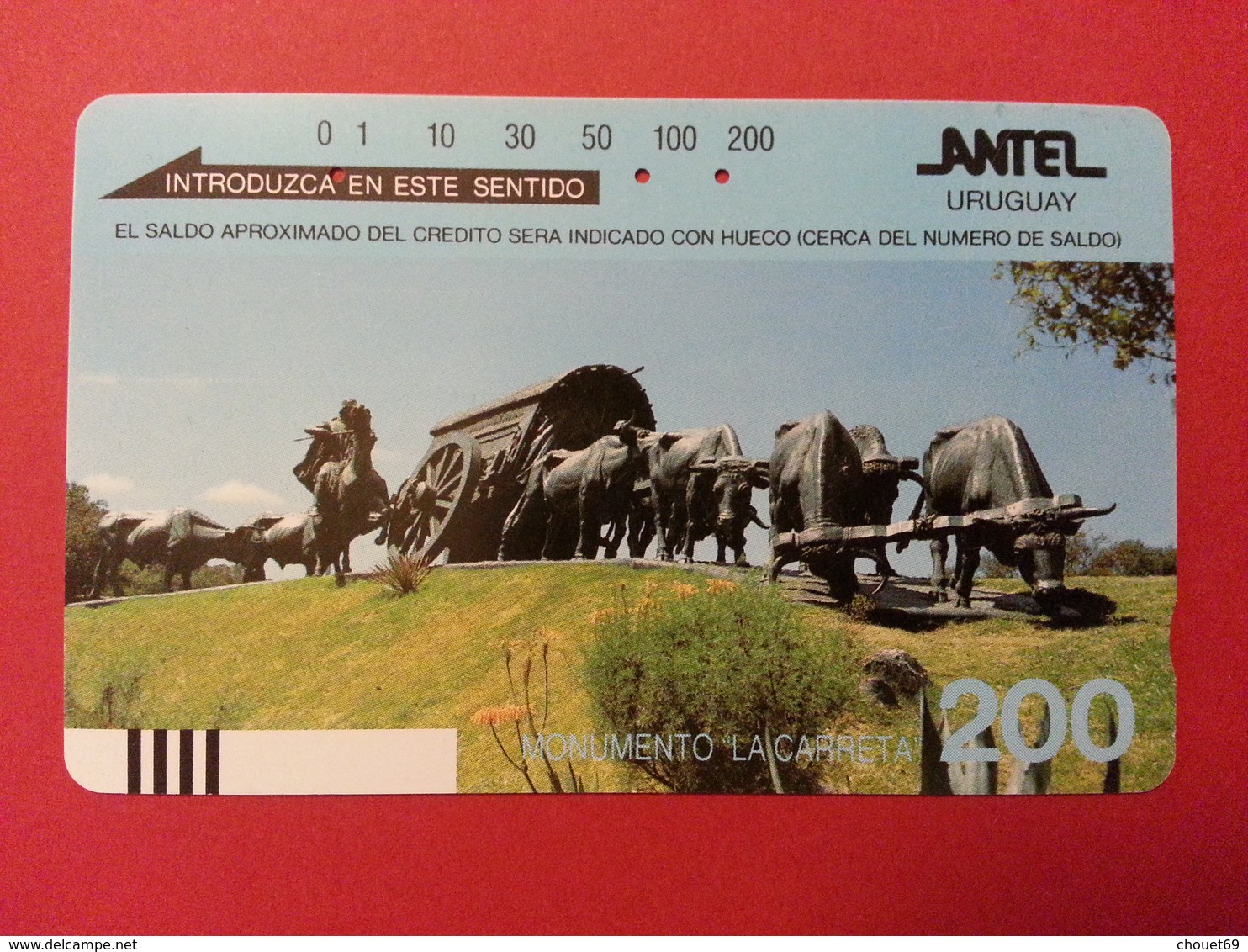 URUGUAY Antel Tamura - 200u Monumento La Carreta With Front Barcode - Used - Uruguay