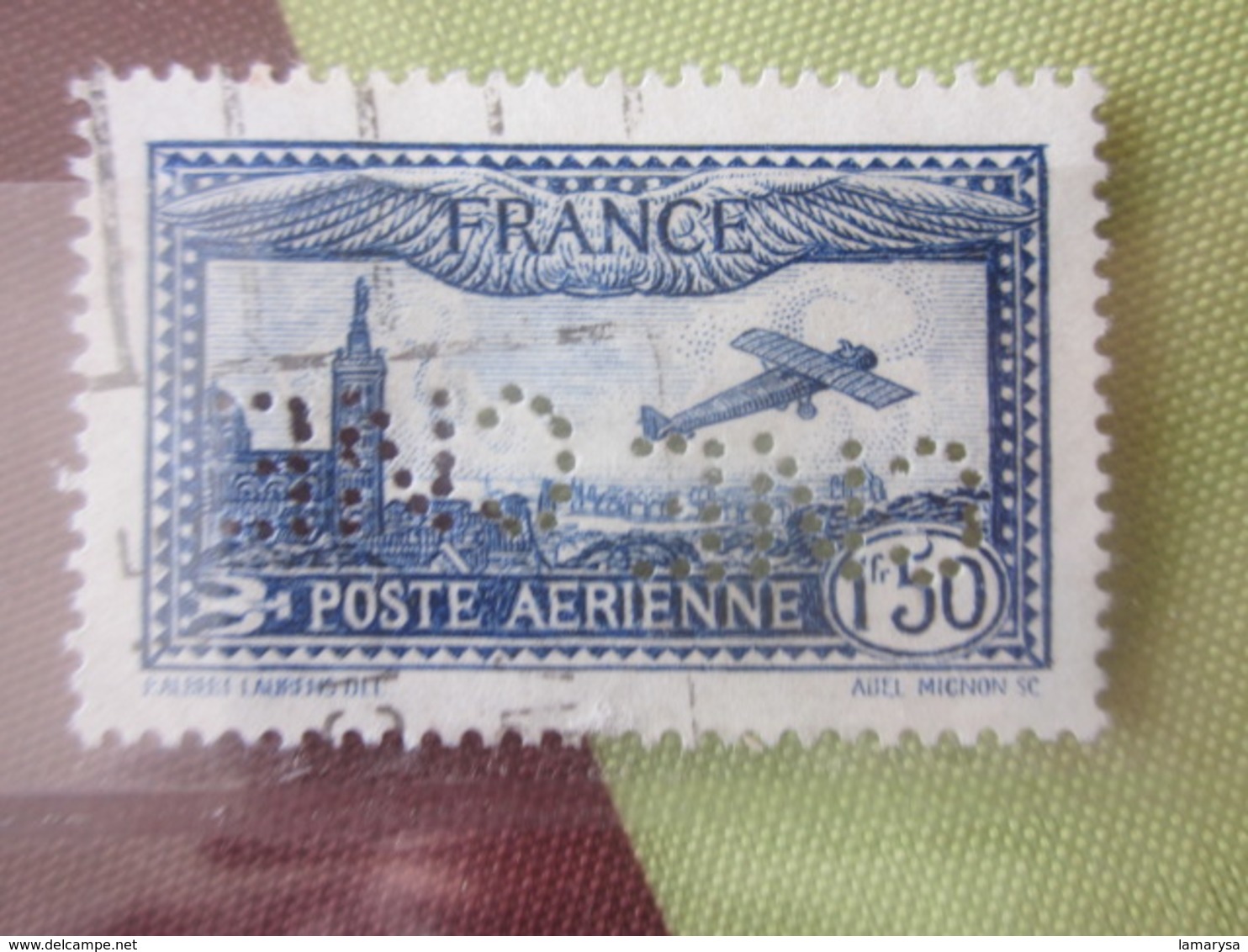 FRANCE POSTE AÉRIENNE PA 1 Fr 50 Timbre Perforé CNE CNE Perforés Perfins Perfin Perforation Perforated Lochung - Autres & Non Classés