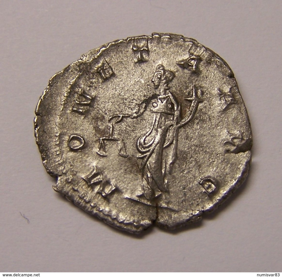 POSTUMUS / MONETA (+263 Ap JC) Denier / Billon - The Military Crisis (235 AD To 284 AD)