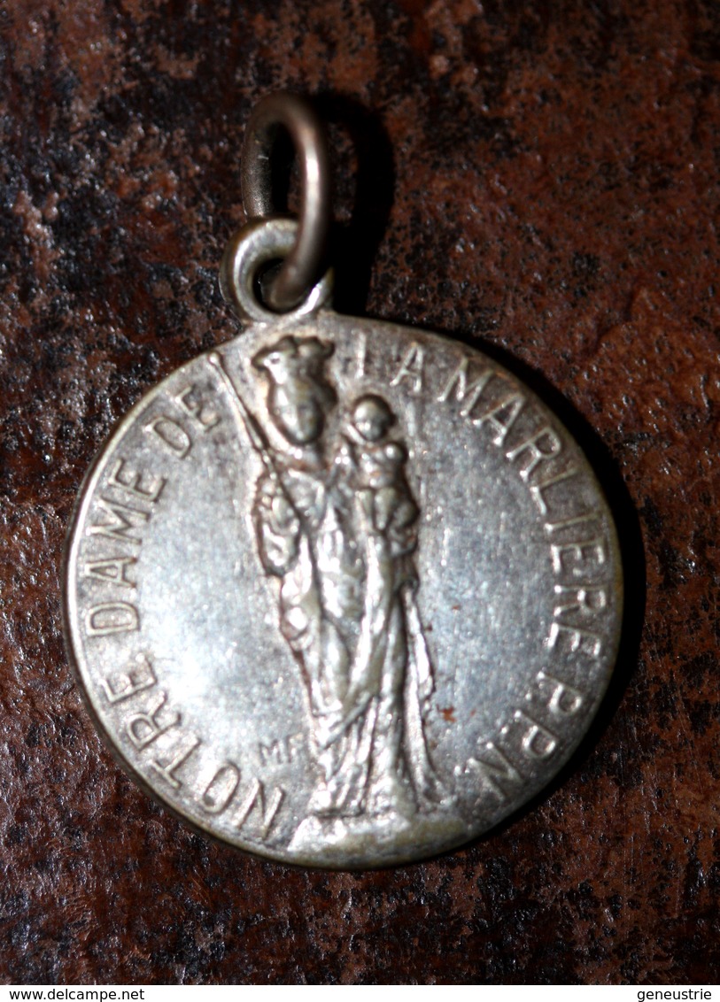 Pendentif Médaille Religieuse Début XXe "Jésus Christ / Notre-Dame De La Marlière / Tourcoing" Lille - Religious Medal - Religion & Esotérisme