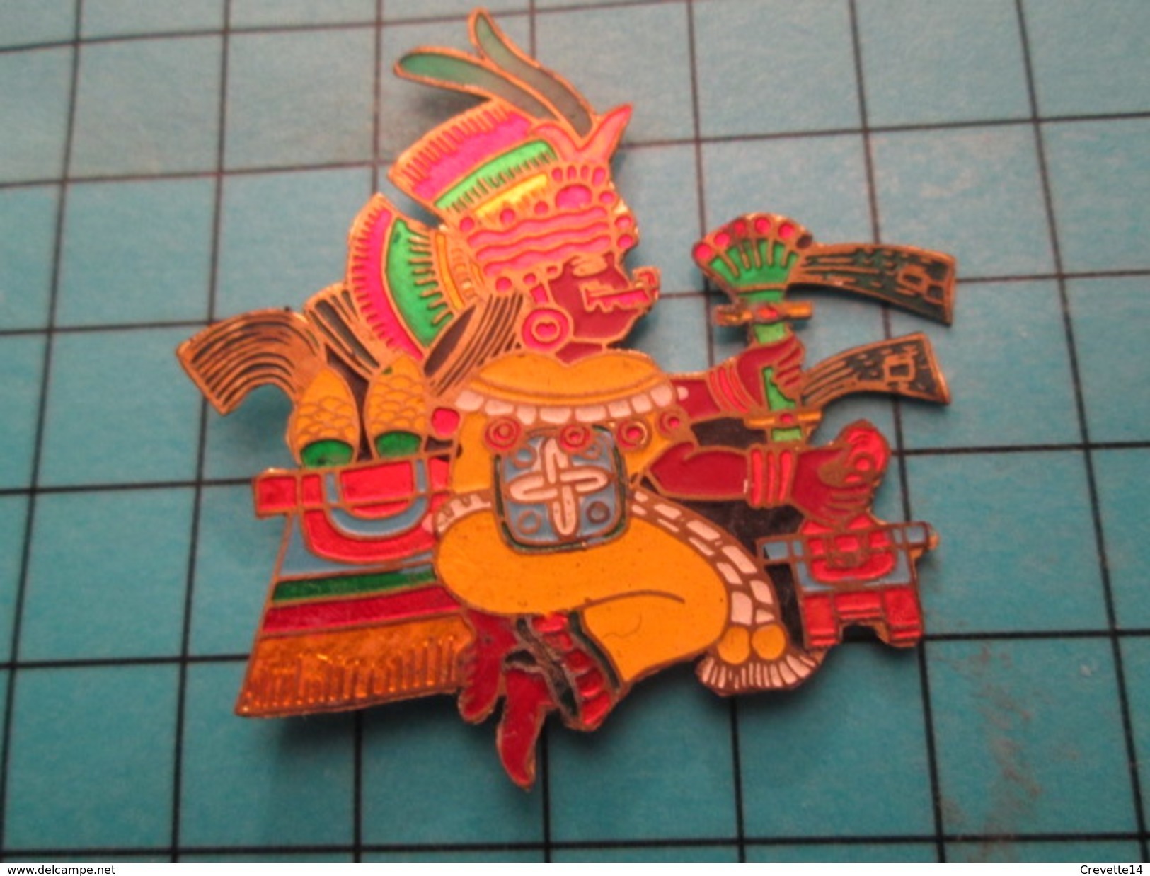 AZT  Pin's Pins / Rare Et De Belle Qualité PIN'S ARTISANAL REPRESENTANT UN DES MOIS DU CALENDRIER AZTEQUE - Other & Unclassified