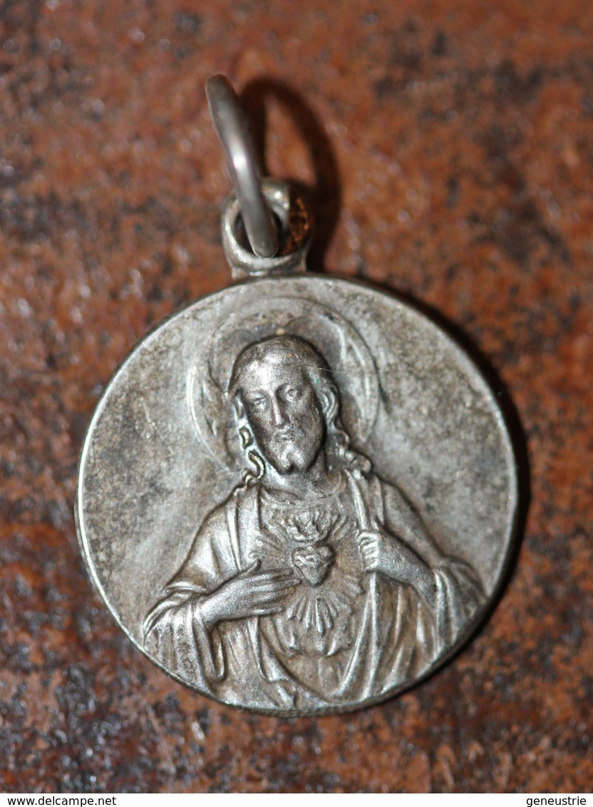 Pendentif Médaille Religieuse Début XXe "Jésus Christ / Souvenir De Paray-le-Monial" Religious Medal - Religion & Esotérisme