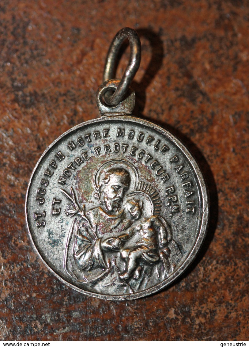 Pendentif Médaille Religieuse "Saint Joseph / Sacré Coeur De Jésus Et Marie" Religious Medal - Religione & Esoterismo