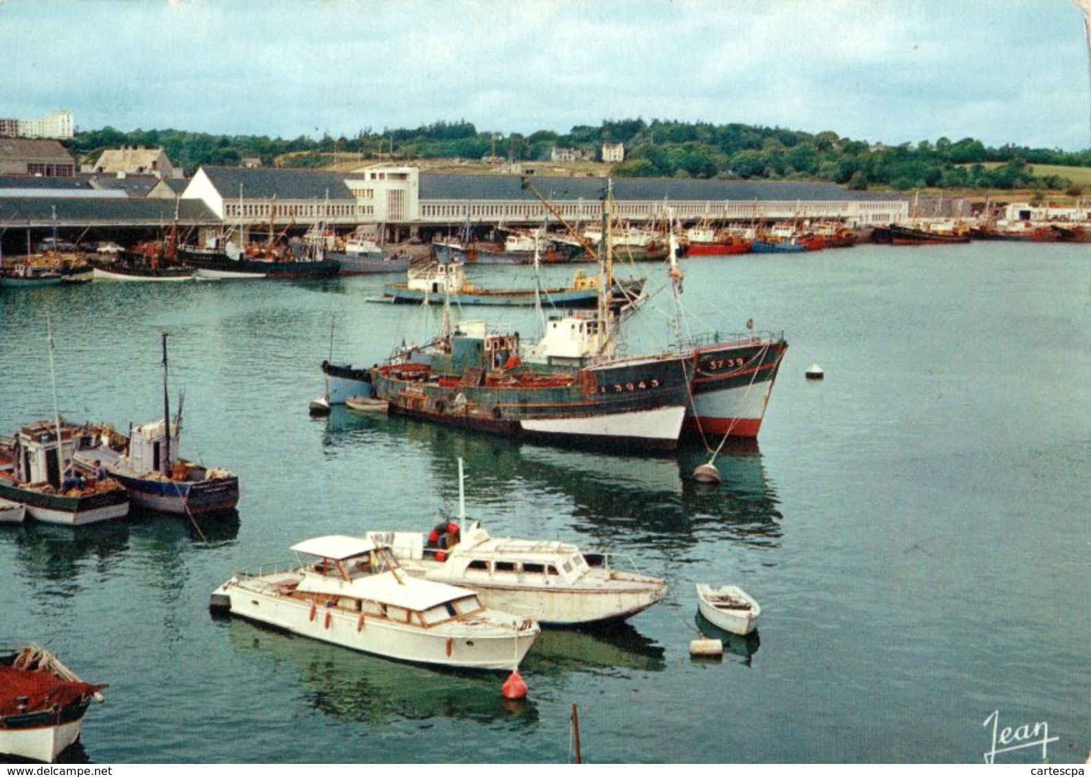 Concarneau Le Port Au Fond La Criée 1967 CPM Ou CPSM - Concarneau