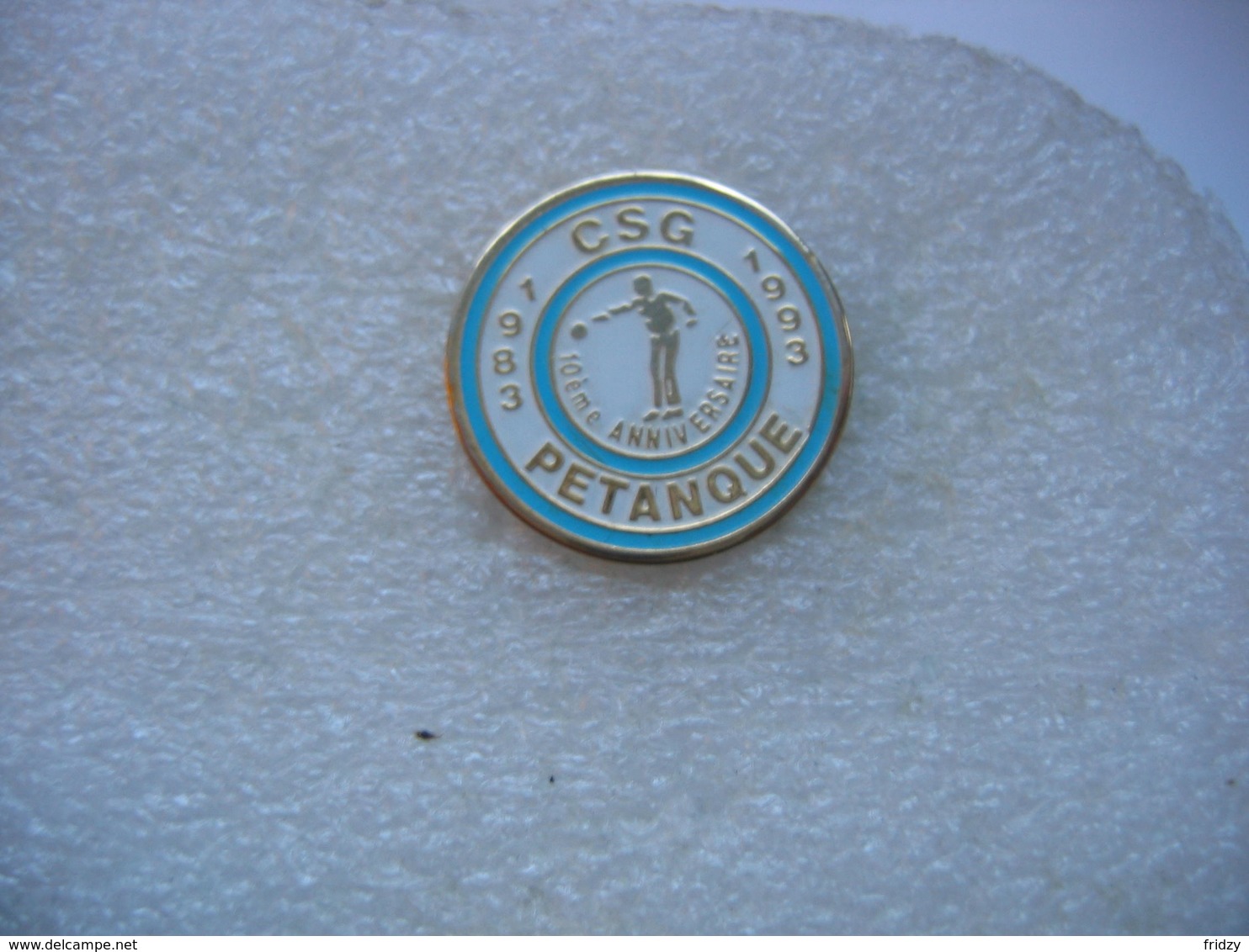 Pin's Du 10eme Anniversaire Du Club CGS Pétanque: 1983-1993 - Coca-Cola