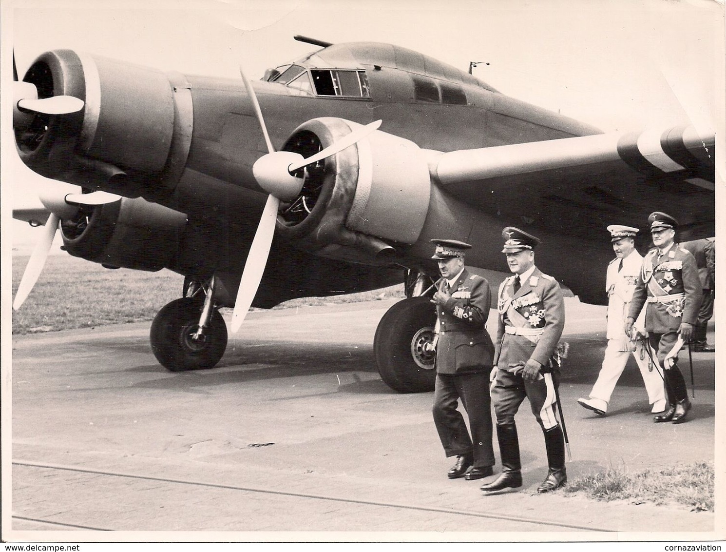 Aviation - Général Italien Valle Accueilli à Berlin Par Général Milch - 1939 - Aviation